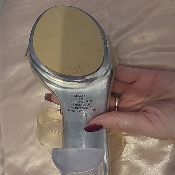 New Steve Madden clear pumps - Picture 3 of 3